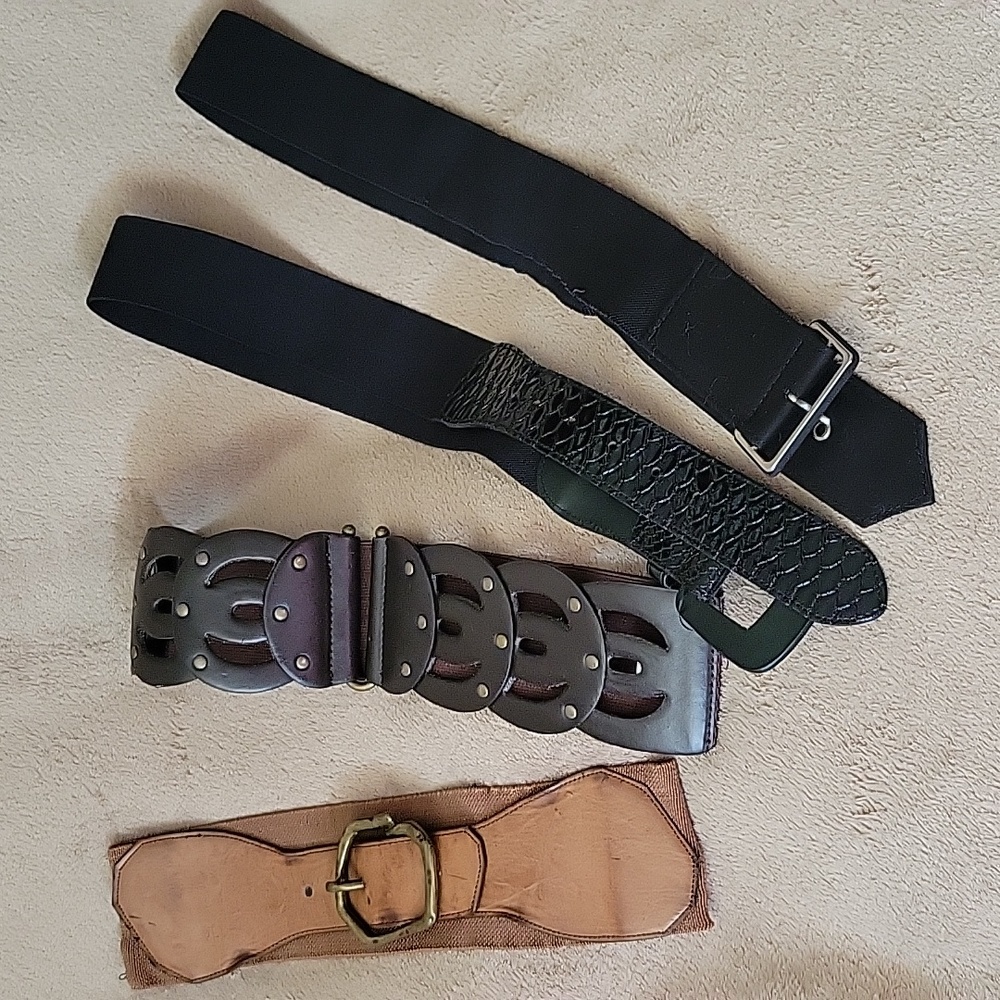 Women's Bundle of 4 Belts